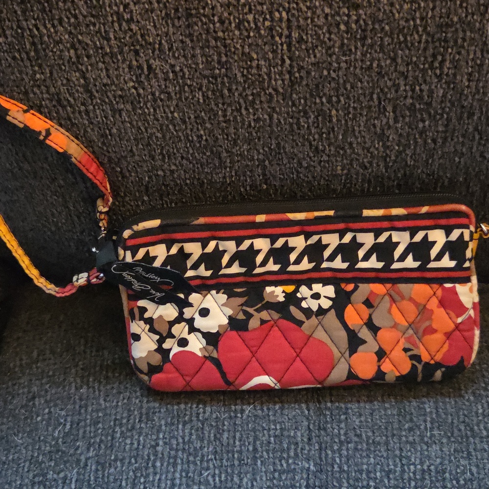 Floral Quilted Vera Bradley Phone Case - Red and Black